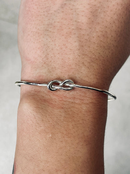 Small Savoy Knot bracelet